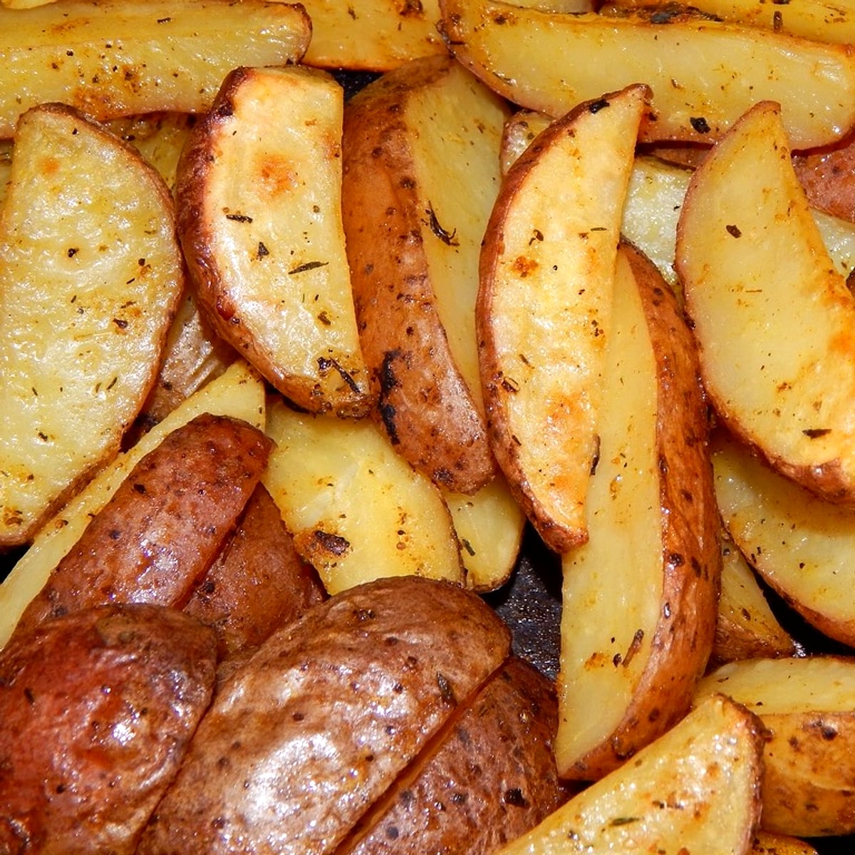 Air Fryer Jollof-Spiced Potato Wedges